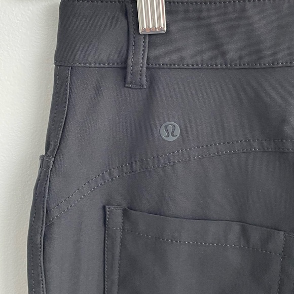 Lululemon Cropped City Trousers - Picture 4 of 5